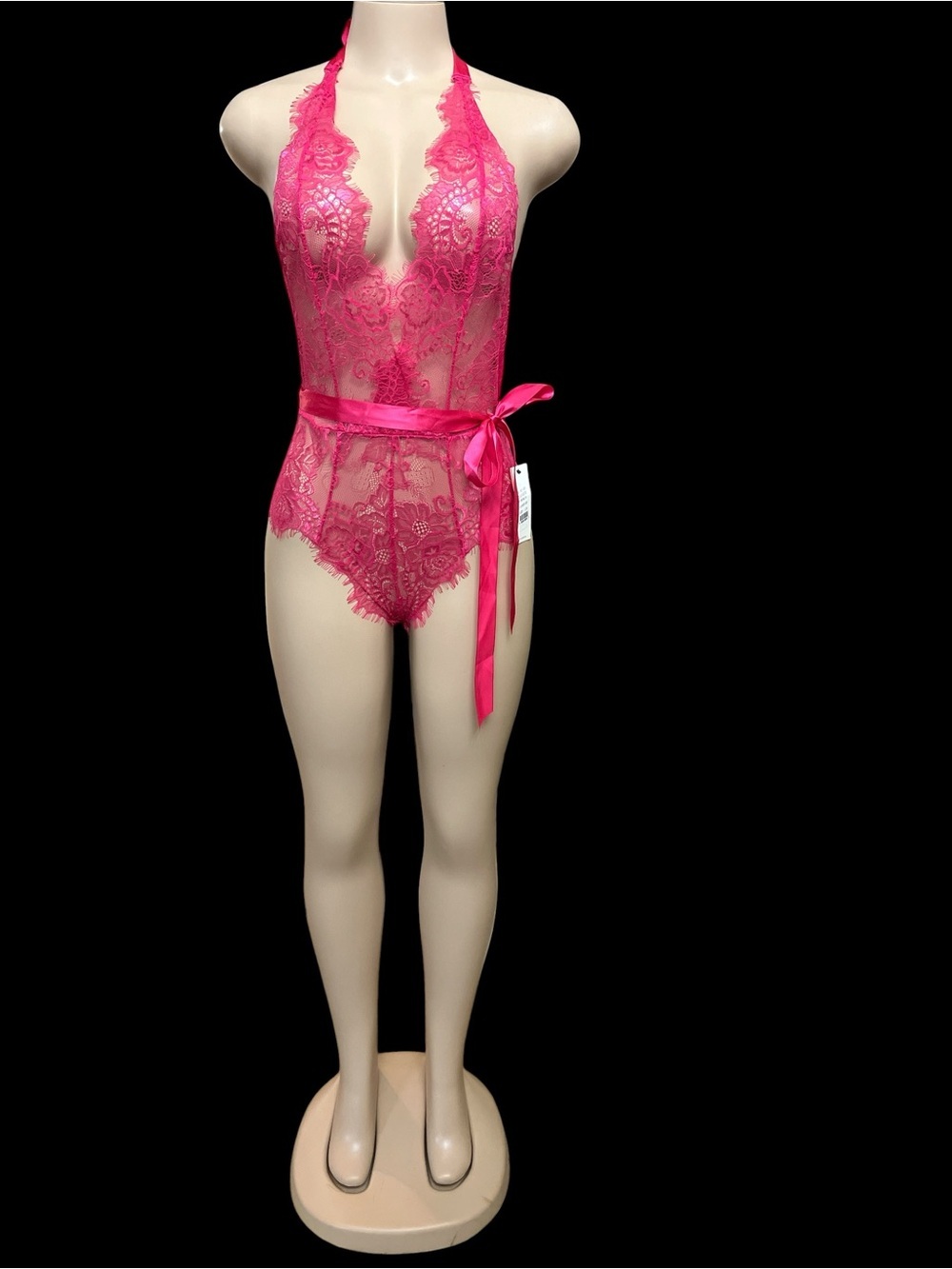 NWT-Oh la la Cheri Naomi plunge Lace Halter Chemise with Satin Waist Tie